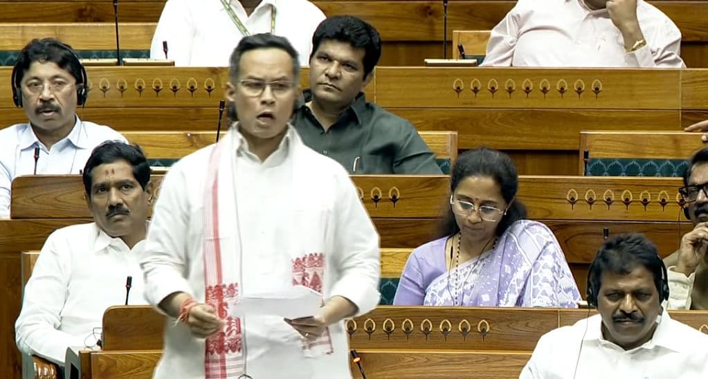 अध्यक्ष के विरोध में अविश्वास प्रस्ताव पर लोकसभा में चर्चा शुरू, गौरव गोगोई ने 'सरकार पर...'