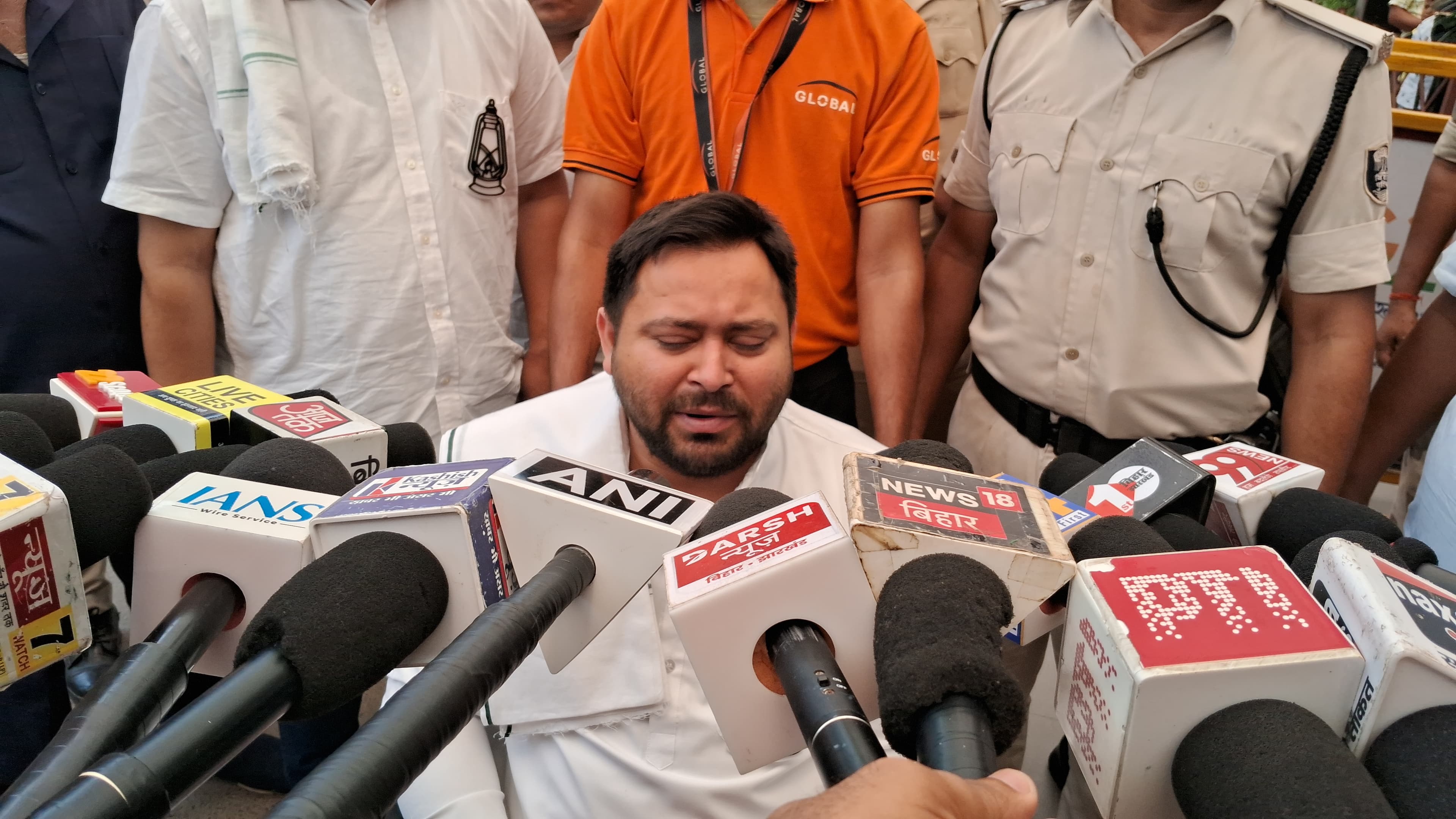 सम्राट चौधरी को रोजगार हमने दिया ,तेजस्वी