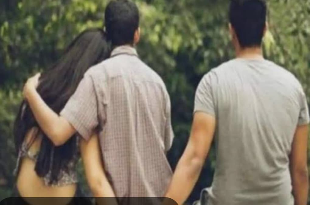 पति और प्रेमी के चक्कर में फंसी नवविवाहिता , न घर की रही , न घाट की..