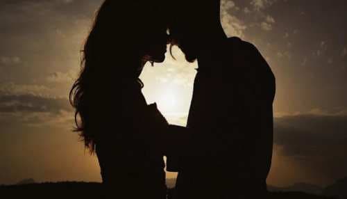 इनकम टैक्स में नौकरी लगते ही बदल गई प्रेमी की जुबान, LOVE, SEX और धोखे की कहानी..