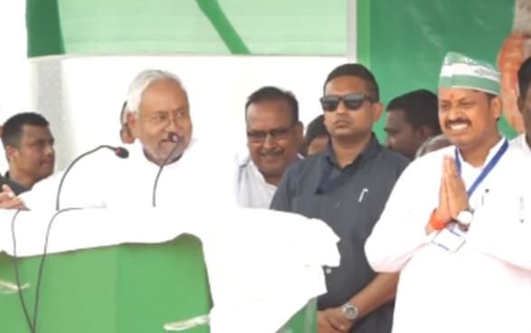 CM नीतीश फिर बोले-4 हजार पार...