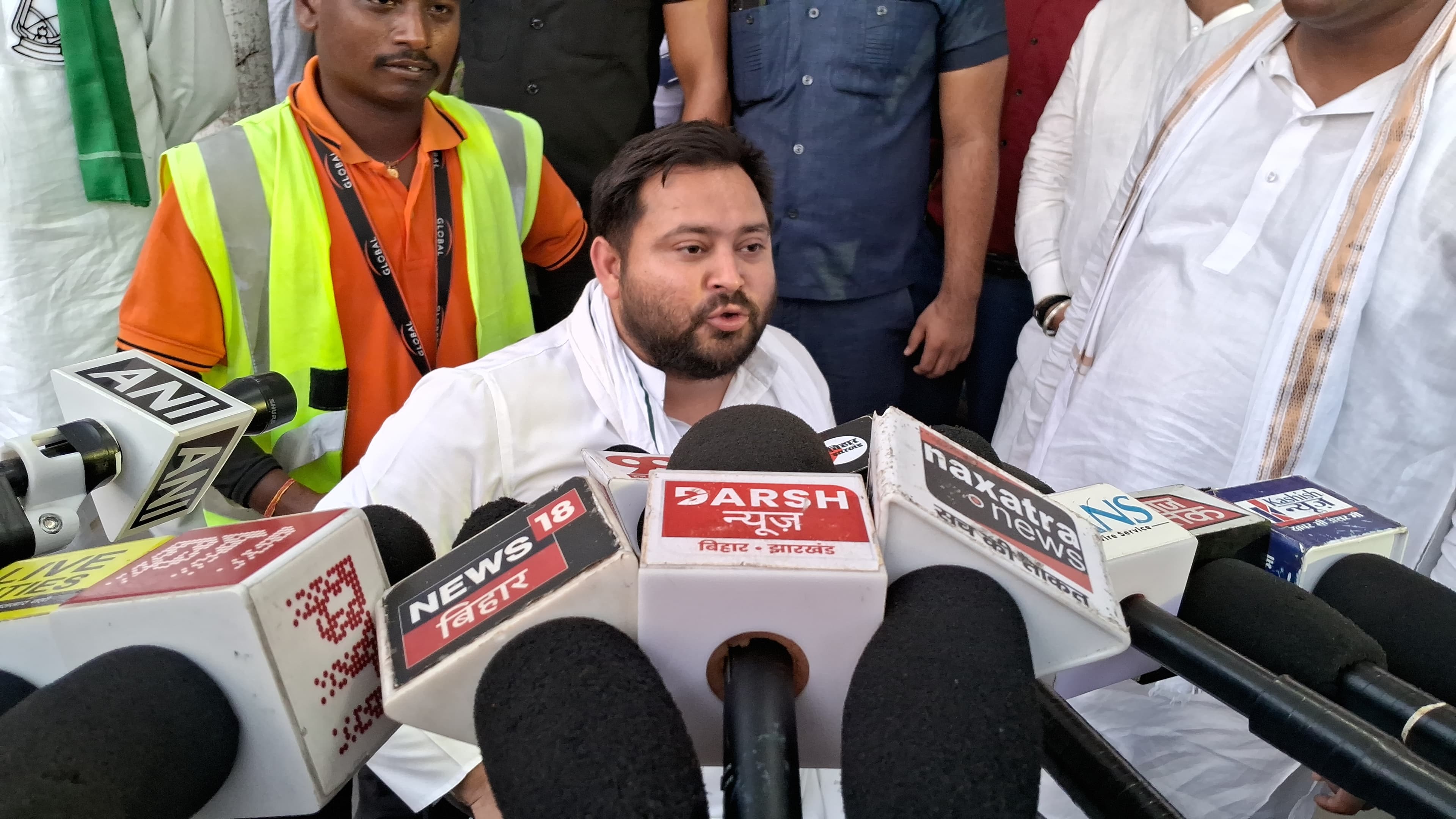 तेजस्वी का सम्राट चौधरी पर बड़ा बयान