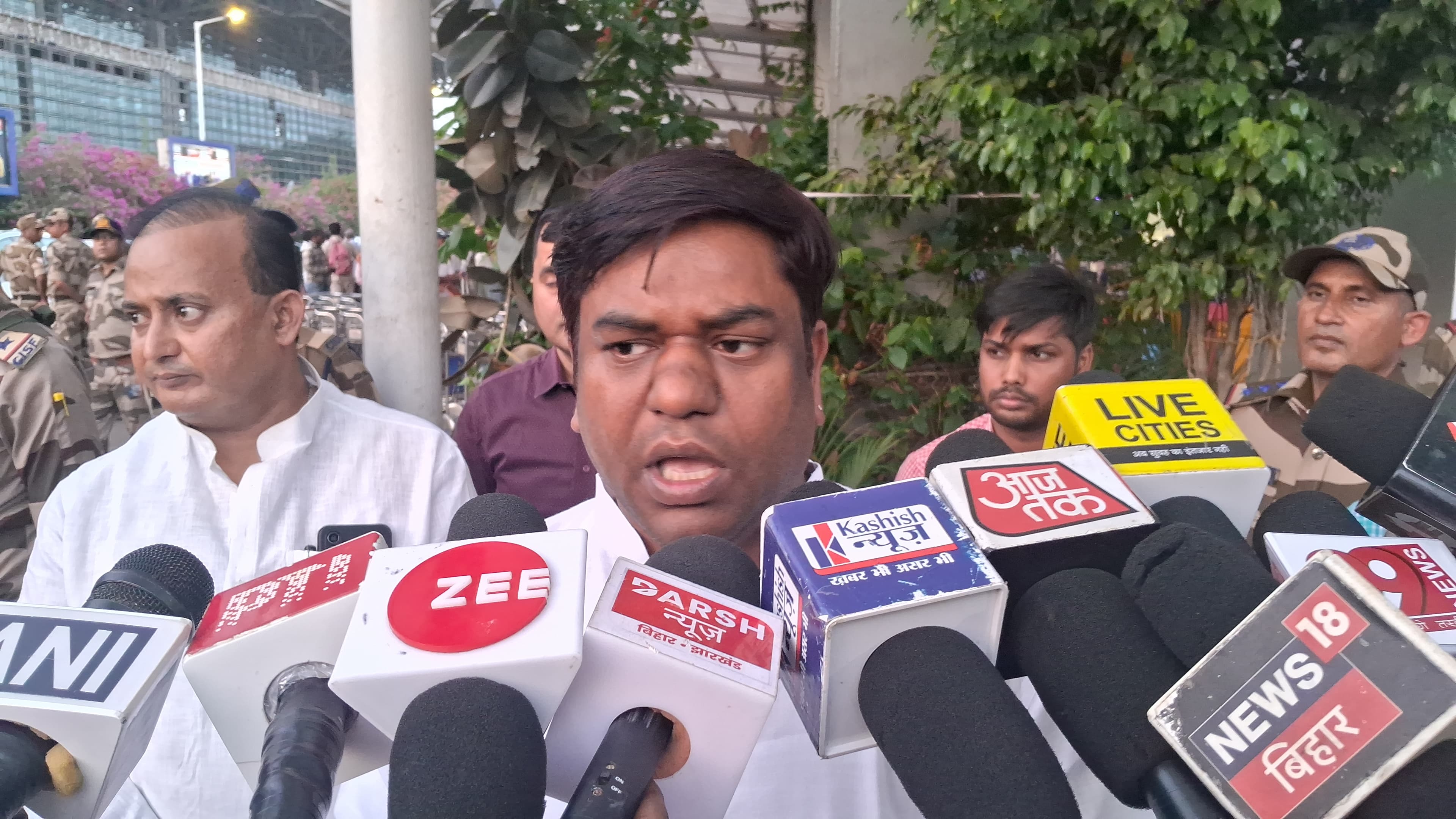 मुकेश सहनी ने माफी मांग ली