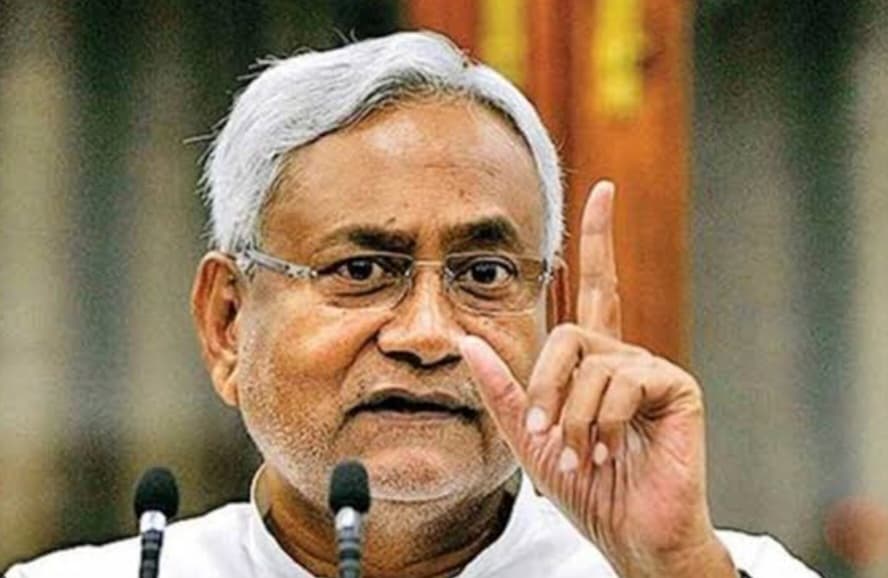 सैकड़ो बच्चे के बीमार होने पर CM नीतीश ने लिया संज्ञान, स्कूल बंद करने के लिए CS को दिया निर्देश