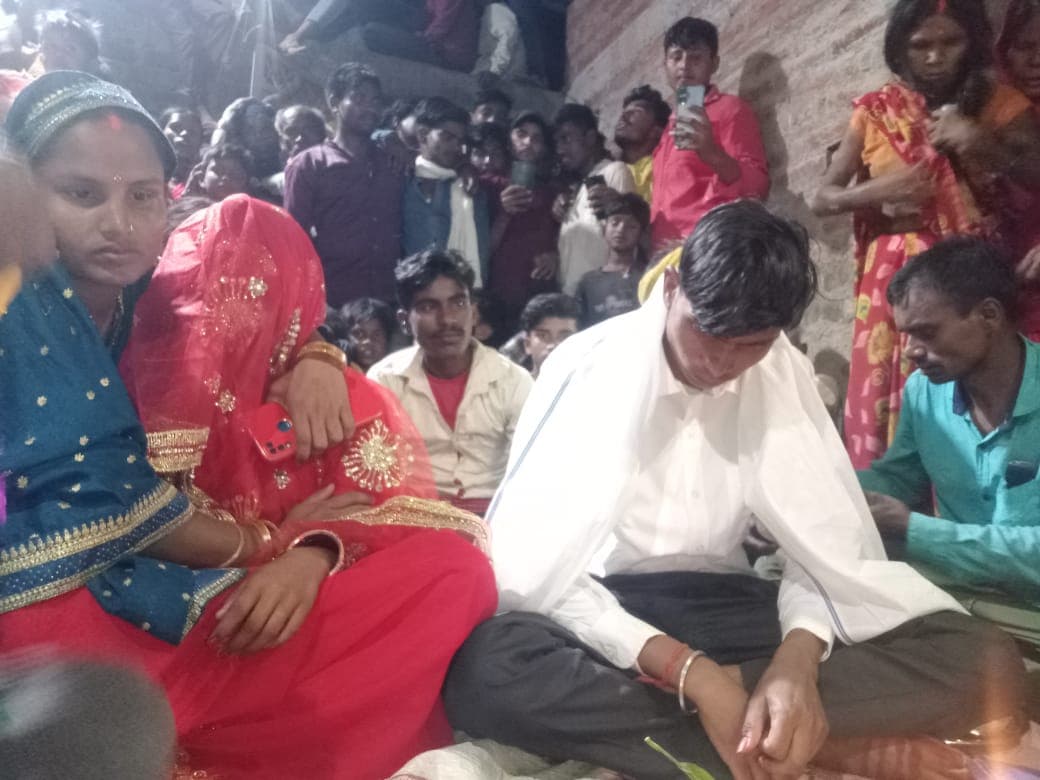 जब आधी रात को प्रेमिका से मिलने पंहुचा प्रेमी, फिर..