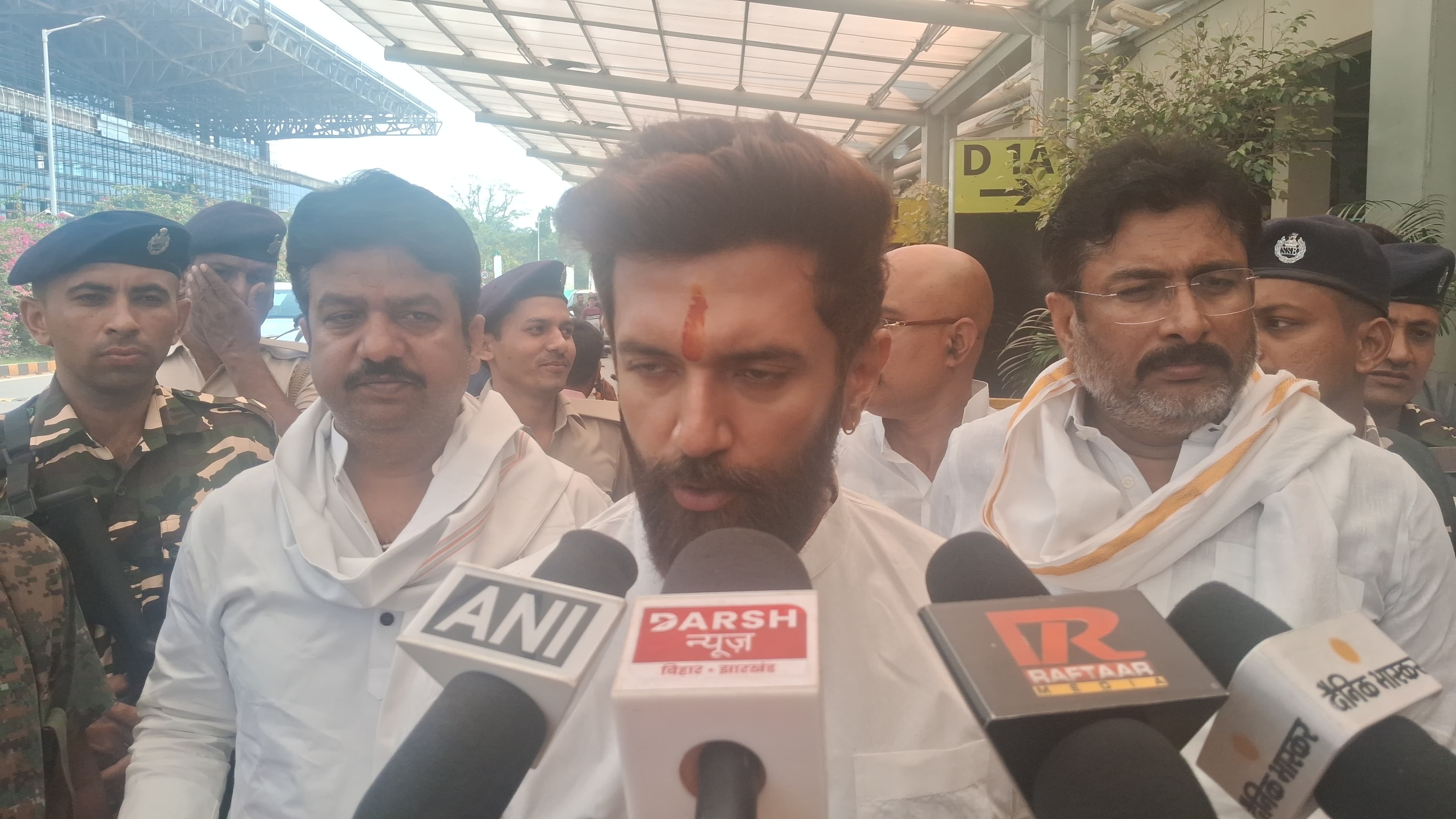 चिराग का तेजस्वी पर बयान