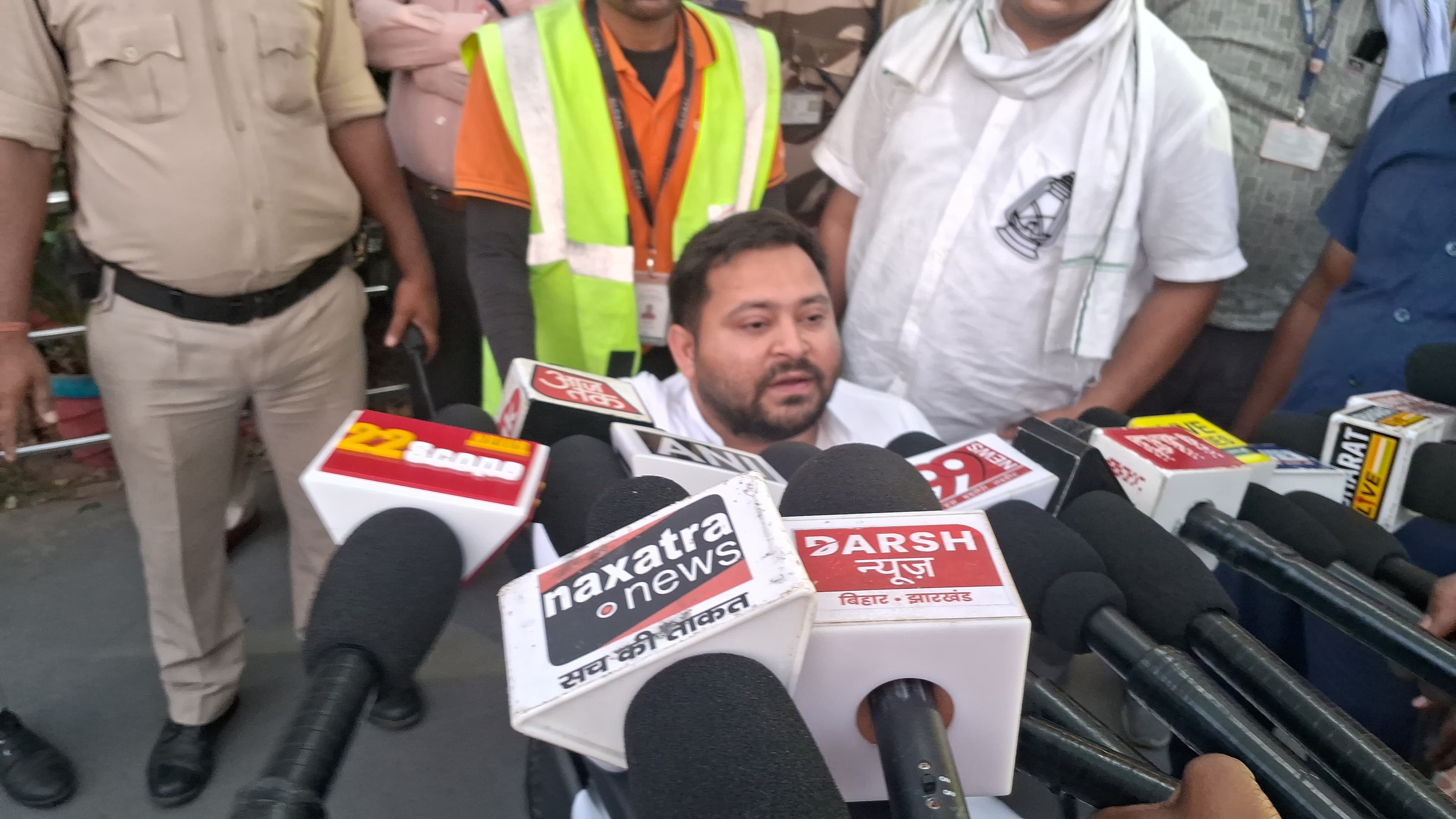 अमित साह पर तेजस्वी का बयान