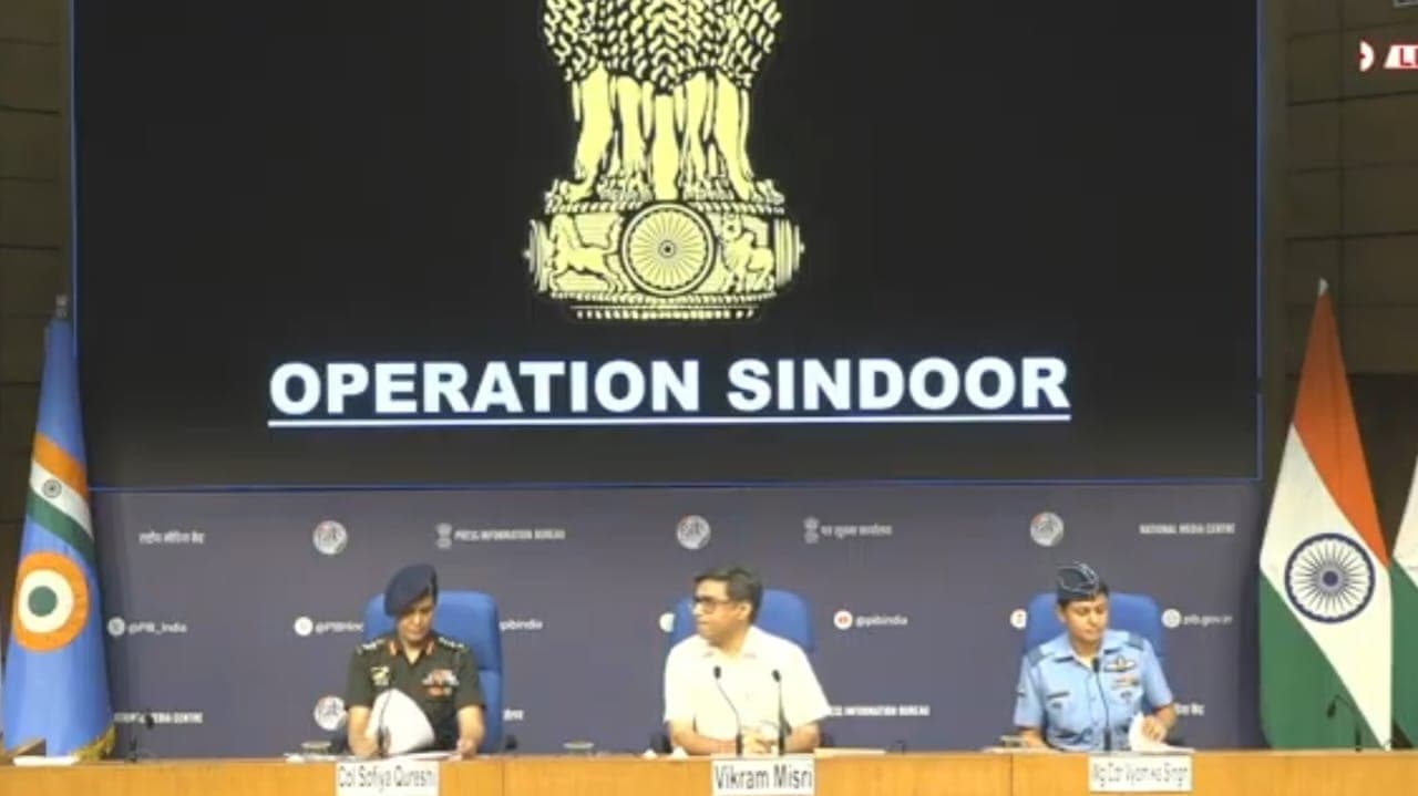 ऑपरेशन सिंदूर को लेकर विदेश सचिव, कर्नल सोफ़िया और विंग कमांडर व्योमिका सिंह ने दी पूरी जानकारी..
