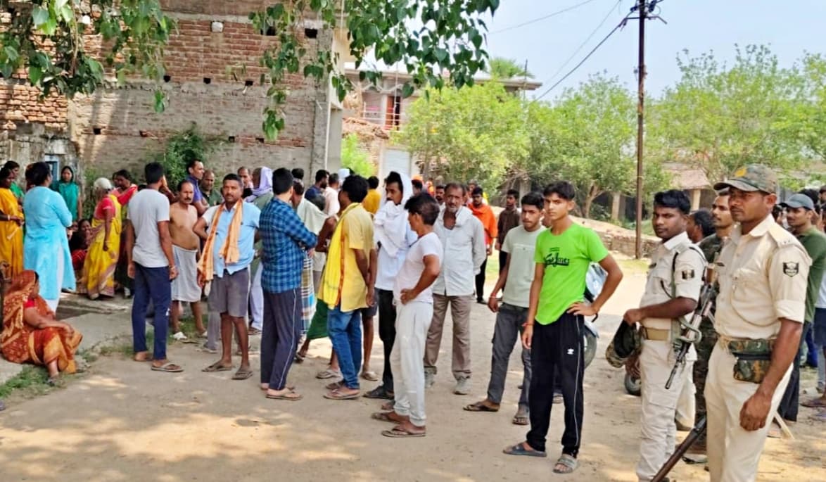 गयाजी मे पिता पुत्र की सरेआम हत्या, इलाके में सनसनी..