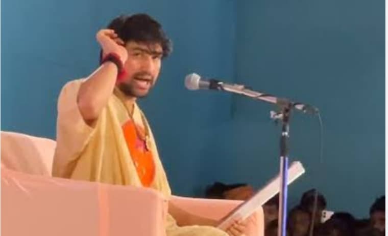 चुनावी साल में मुजफ्फरपुर में बागेश्वर धाम वाले बाबा, जाति धर्म पाकिस्तान और चीन पर प्रवचन..