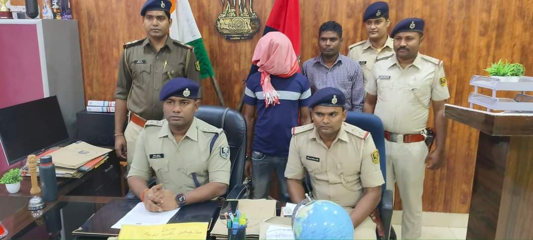 पटना में सास ने अपनी बहू को प्रेमी के साथ रंगे हाथों पकड़ा, फिर हो गया बड़ा कांड..