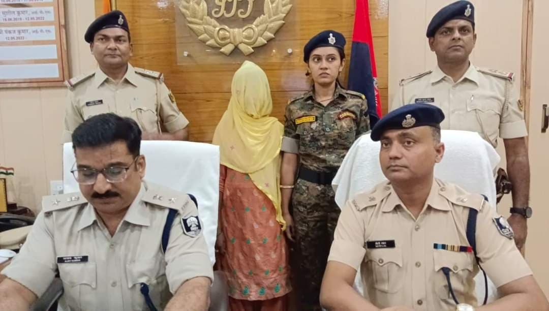 ट्रेन में गोलीबारी और पुलिस पर हमला करने वाली महिला नक्सली गिरफ्तार..