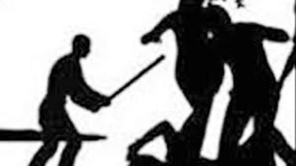 बर्थडे के अवसर पर पासवान जी का गाना पड़ोसी यादव जी को लगा बुरा, फिर..