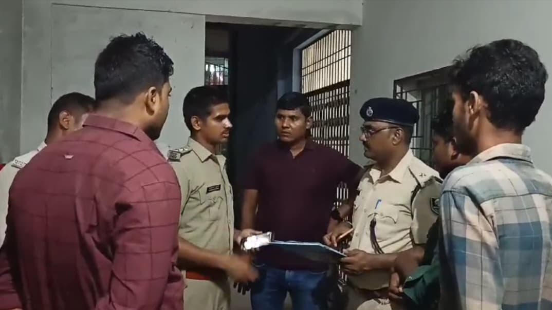 ना कोई विवाद, ना पुरानी रंजिश, फिर भी एक व्यक्ति ने गांव की महिला की कर दी निर्मम हत्या..