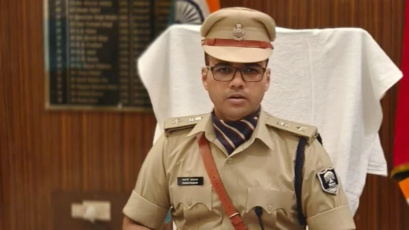 मोतिहारी SP का सर्जिकल स्ट्राइक, एक साथ 220 अपराधियों के खिलाफ इनाम की घोषणा