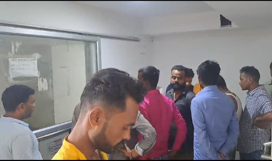 मुजफ्फरपुर में उधार नहीं देने पर दुकानदार को मारी गोली