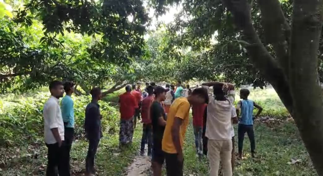 सेक्स वर्कर से गुलजार रहने वाले बगीचे में मिला महिला का शव..