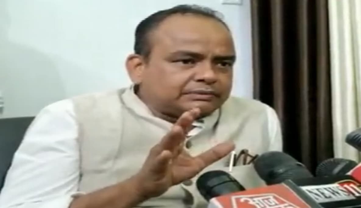 मुश्किल में हेमंत सोरेन सरकार के मंत्री इरफान अंसारी, केस दर्ज..