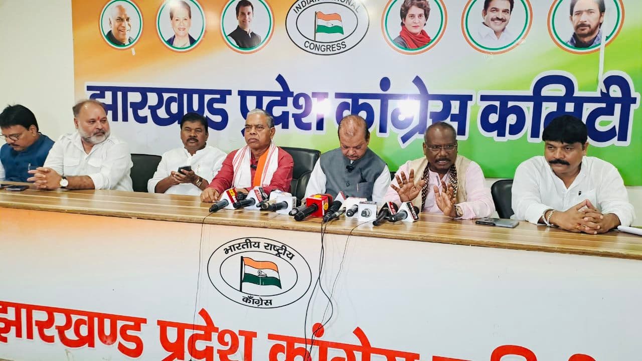 कांग्रेस का चुनावी अभियान पूरे प्रदेश में गांधी जी के 155वें जयंती के अवसर पर औपचारिक रूप से शुरू हो जाएगा।