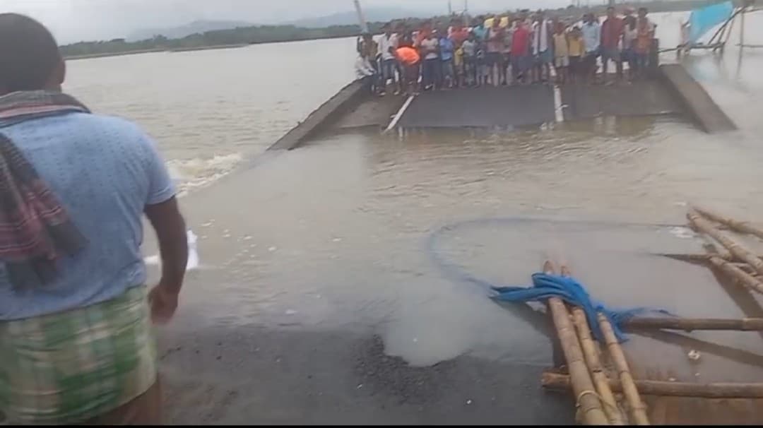 भागपुर में एक और पूल टूटा आवागमन बाधित