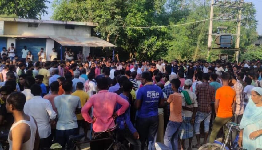 समस्तीपुर में मुखिया संघ के अध्यक्ष की हत्या के बाद बवाल..
