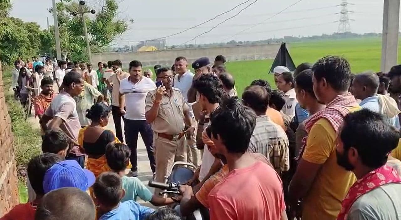 घर में घुस किसान की चाकुओं से गोद कर हत्या, पुलिस जुटी जांच में...